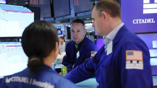 尾盘:标普指数上涨1.2% 油价回落推动股指走高