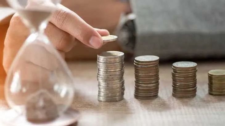 周亚琳年薪1013.5万,打破“天花板”